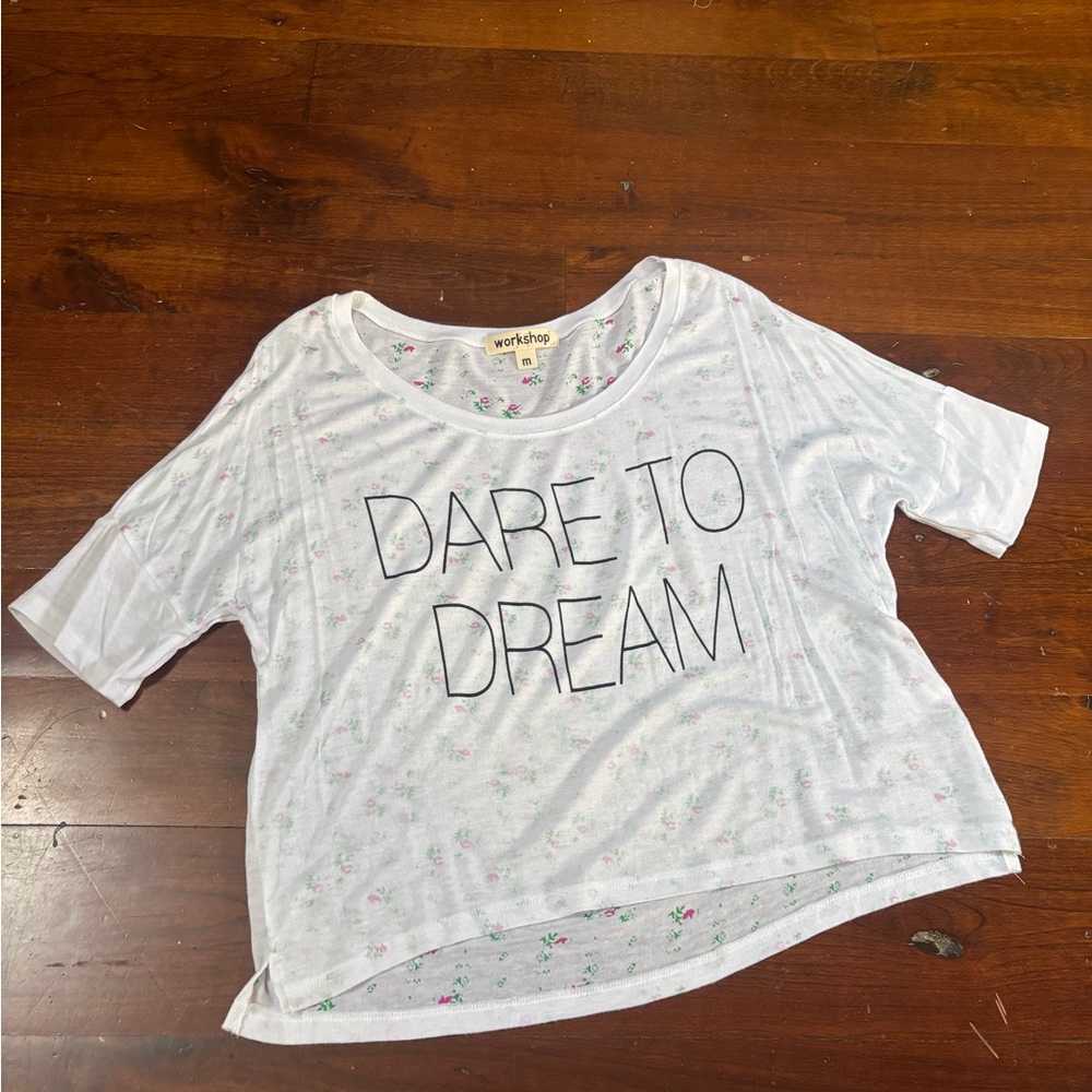 White 'Dare to Dream' Graphic Tee